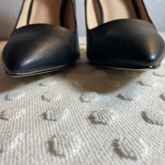 NWOT CHARLES by Charles David Womens Pact Smooth Pointed Toe Stiletto - Picture 3 of 16